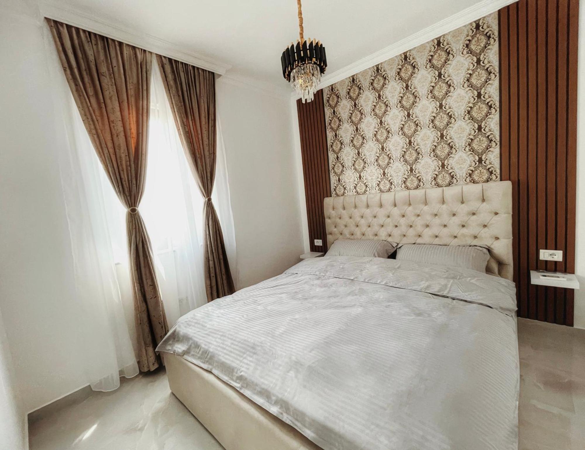 Rv Premium Apartments Арад Екстериор снимка